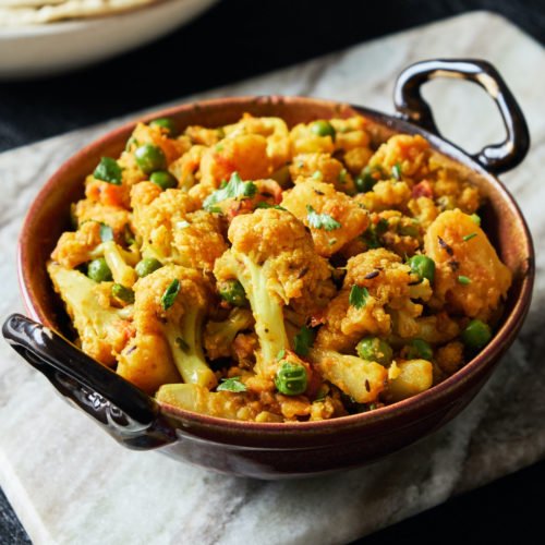 Aloo Gobi | ULTIMATE 15 Minutes Delicious Vegan Dinner Idea