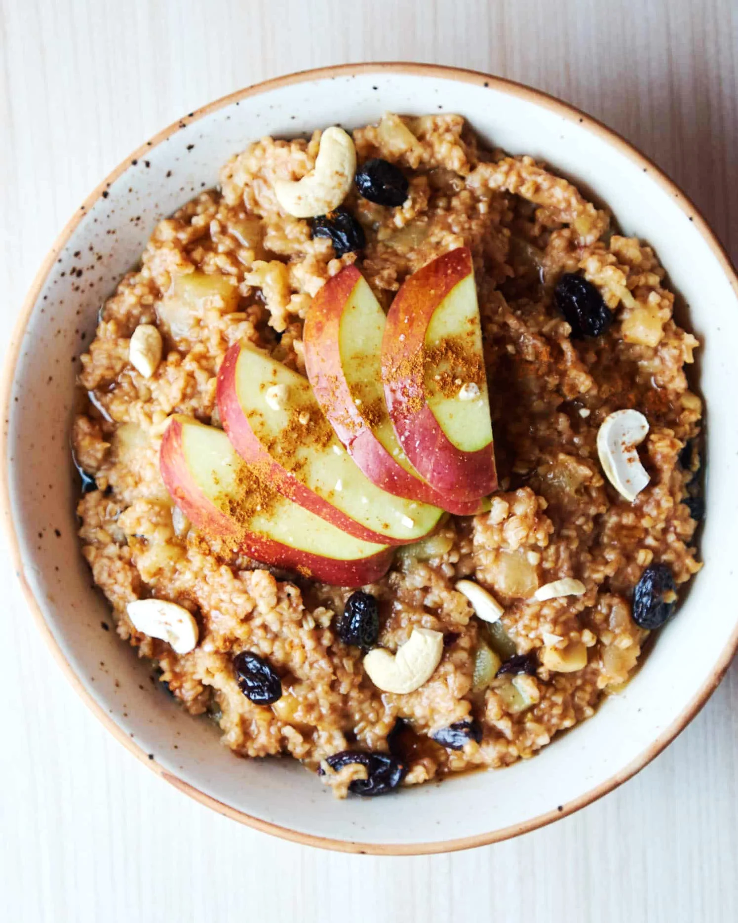 Cinnamon Apple Oat Porridge