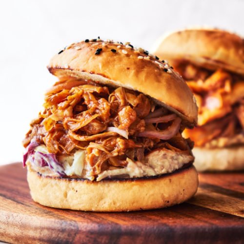 Vegan BBQ Jackfruit Slider | THE BEST JUICY Slider, 15 Min.