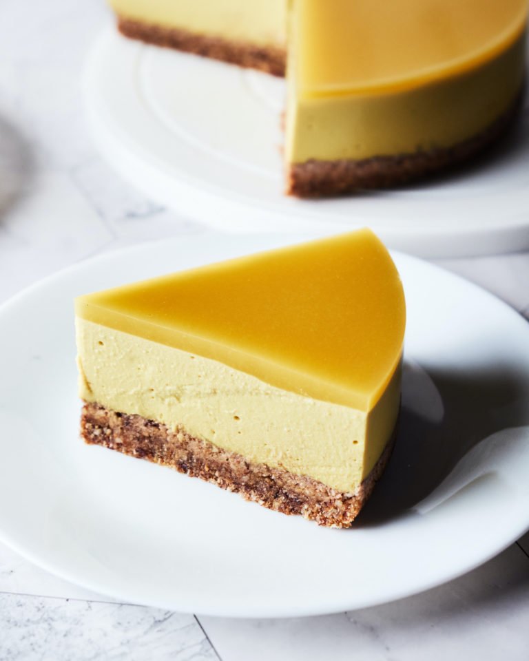 No Bake Vegan Mango Cheesecake | INSANE, 11 Ingredients
