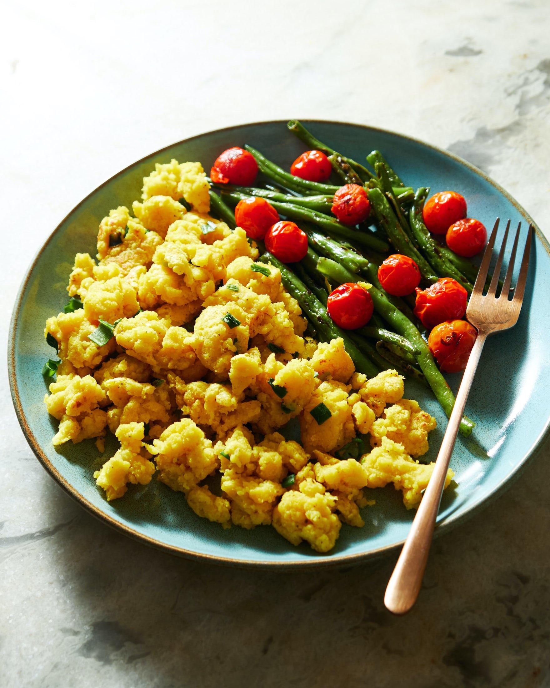 https://veganbell.com/wp-content/uploads/2020/11/Mung-Dal-Scramble-Veganbell.jpg