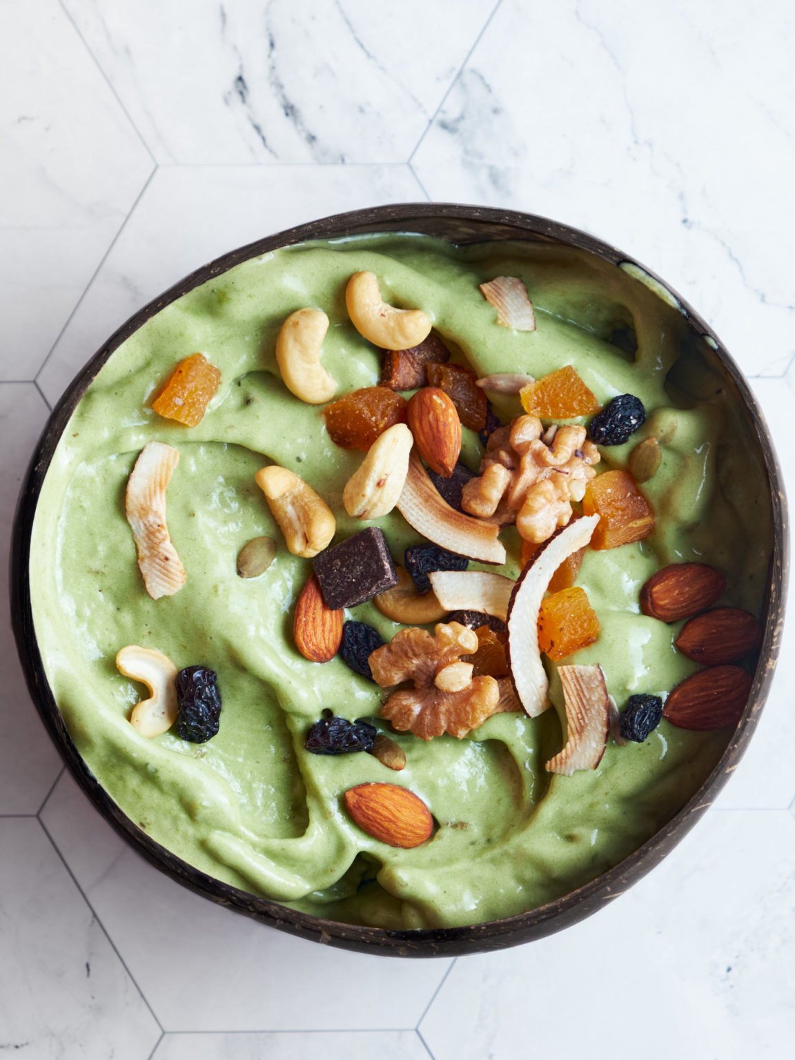 Matcha Smoothie Bowl SINFULLY DELICIOUS 5 Min. Breakfast