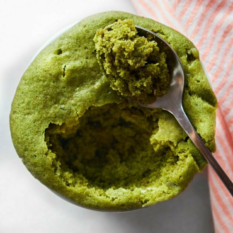 1Minute Matcha Mug Cake SUPER FAST & YUM Recipe